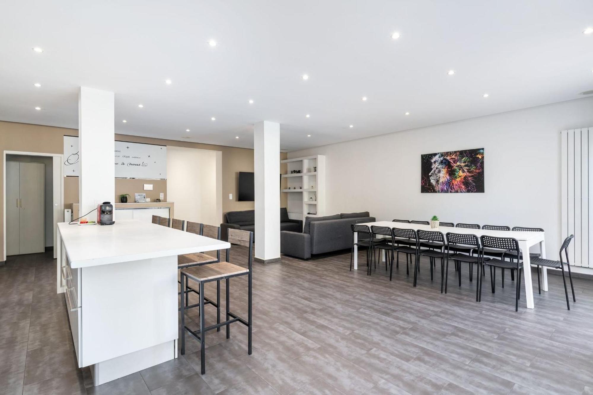 Maison Frappaz - 4 Bedrooms With Garden Villeurbanne Eksteriør billede