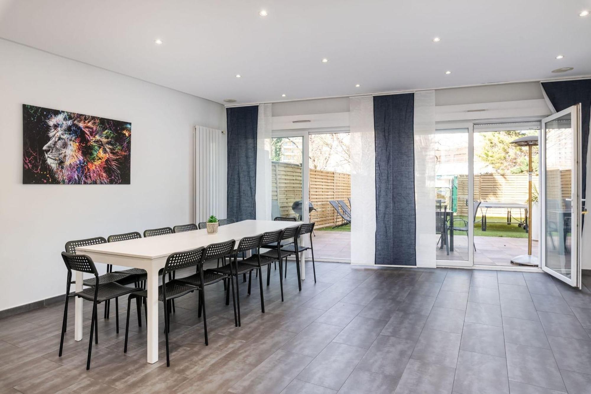 Maison Frappaz - 4 Bedrooms With Garden Villeurbanne Eksteriør billede